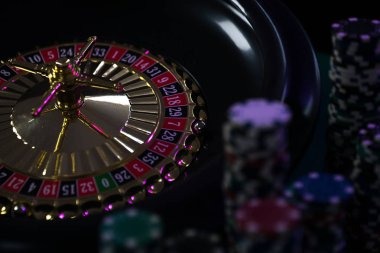 Customer support team assisting rt slot players